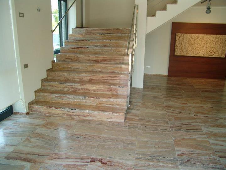 Treppe aus Naturstein