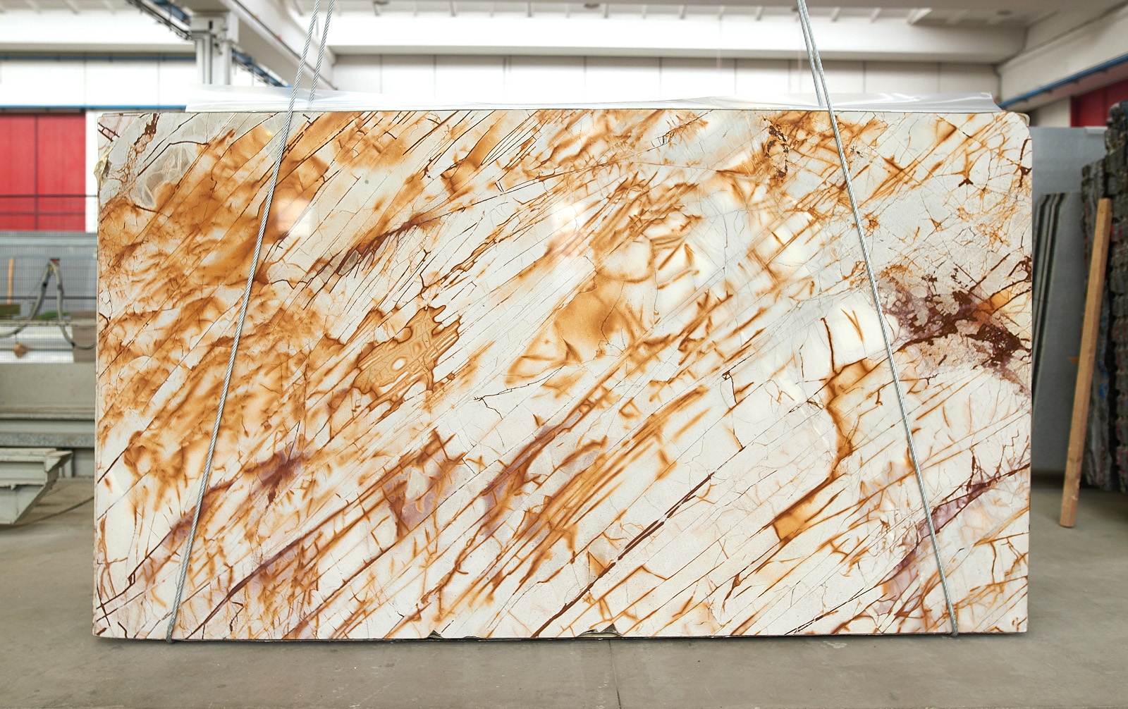 Roma Imperial - Farbe: Braun | Material: Granit