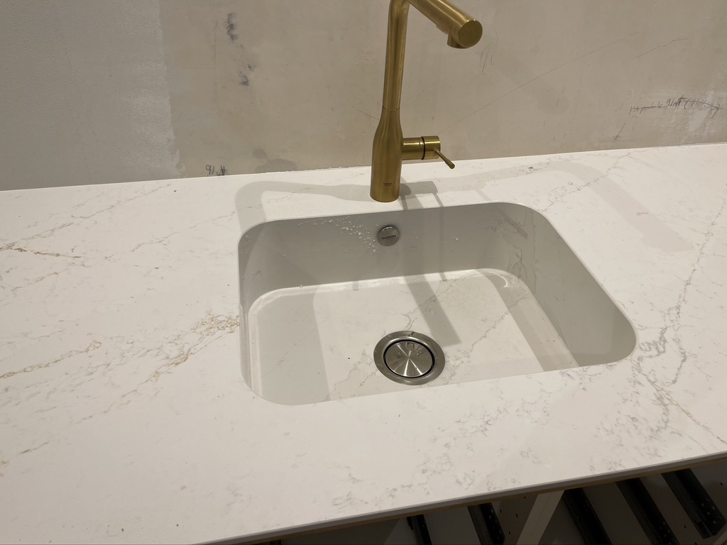 Küchenplatte aus Silestone Ethereal Glow