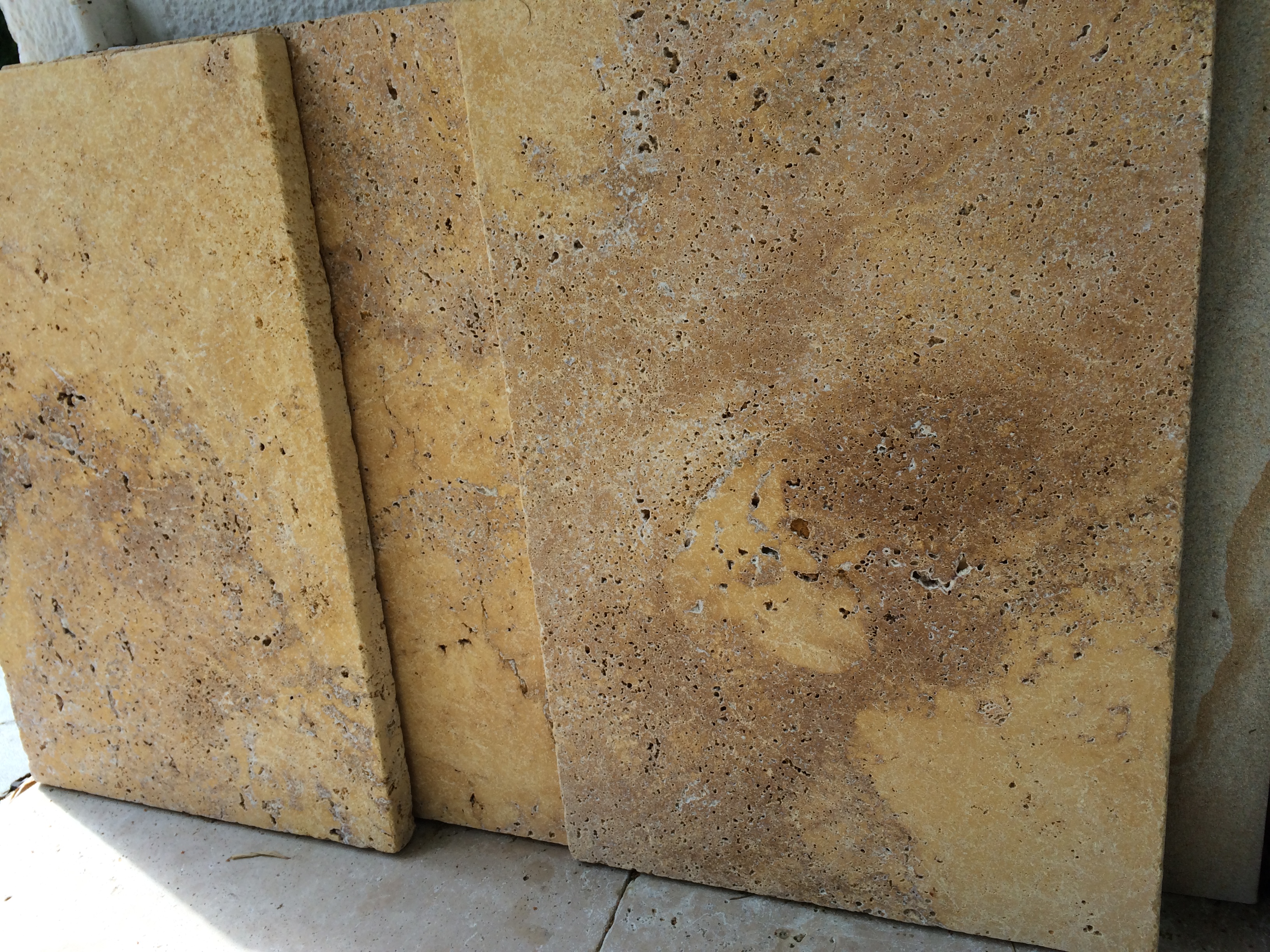 Travertin Gold für Aussen