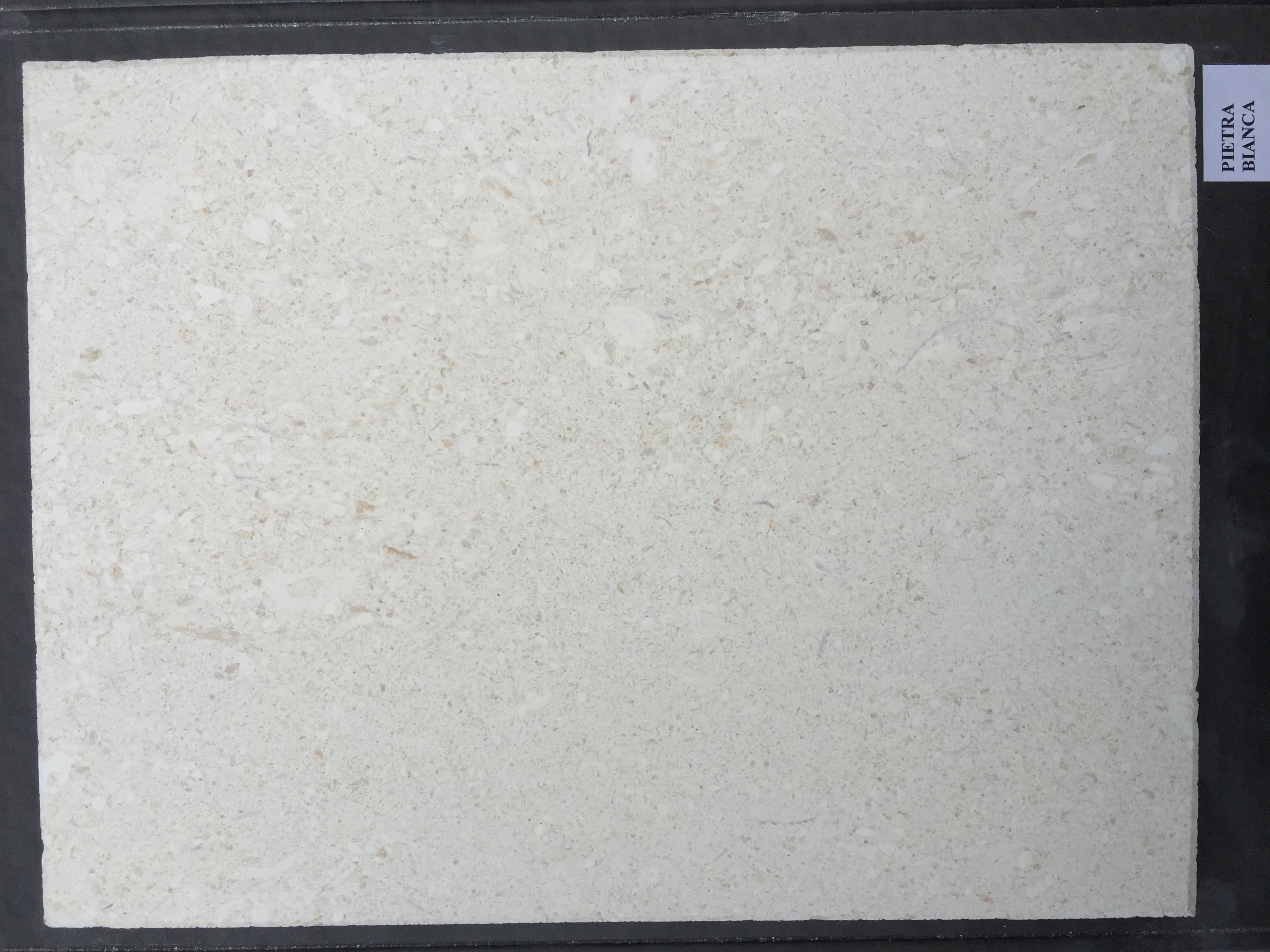 Pietra Bianca Kalkstein