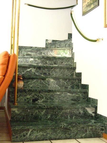 Treppe aus Naturstein