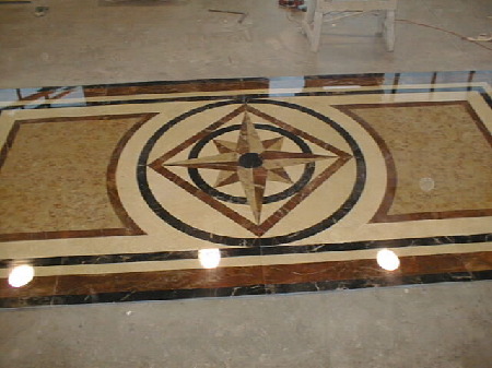 Rosonen aus Naturstein