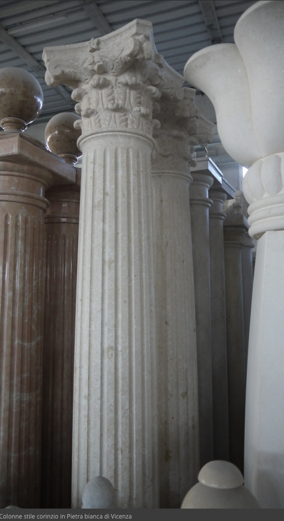 Säulen aus Naturstein